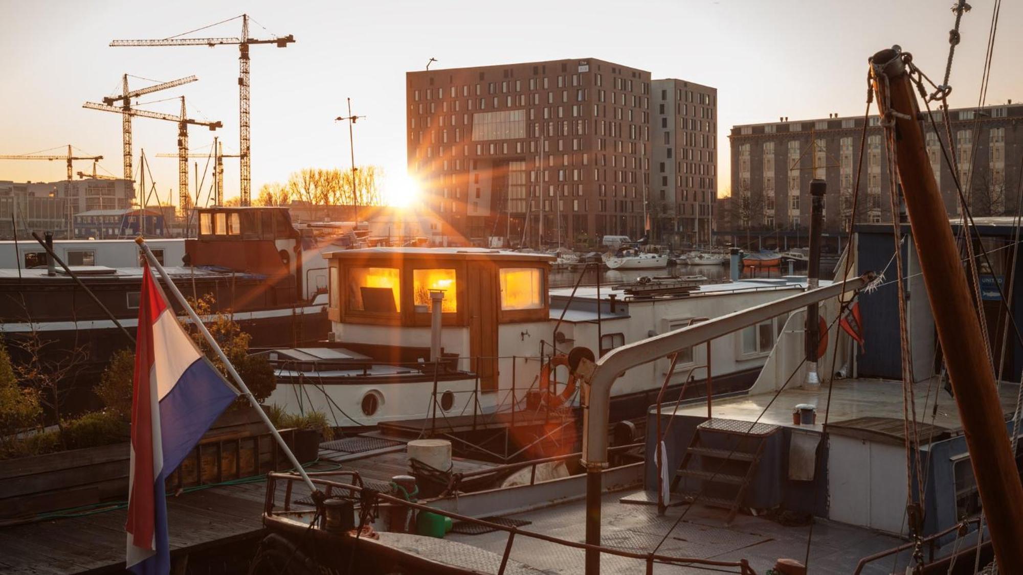 The Niu Fender 4* Amsterdam
